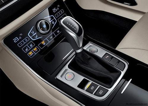 国产神车红旗h5视频,国产神车风采再现，驾驭未来