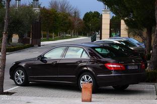 国产新奔驰e级试驾视频,驾驭豪华，体验升级